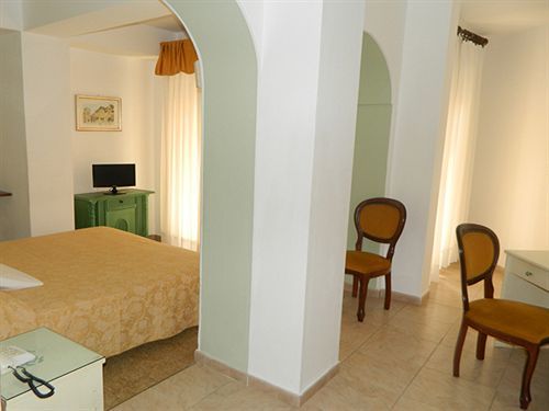 Andros