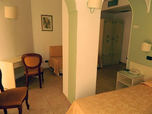 Andros Taormina